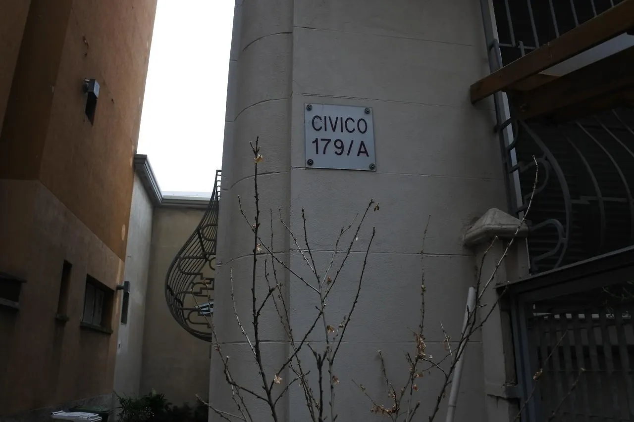 Comodo Bilocale Zona Ponte Nuovo, Vicinanza M2 Hotel Milan
